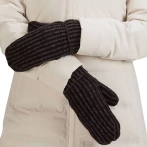 lululemon athletica Ribbed Knit Mittens in Dark Brown